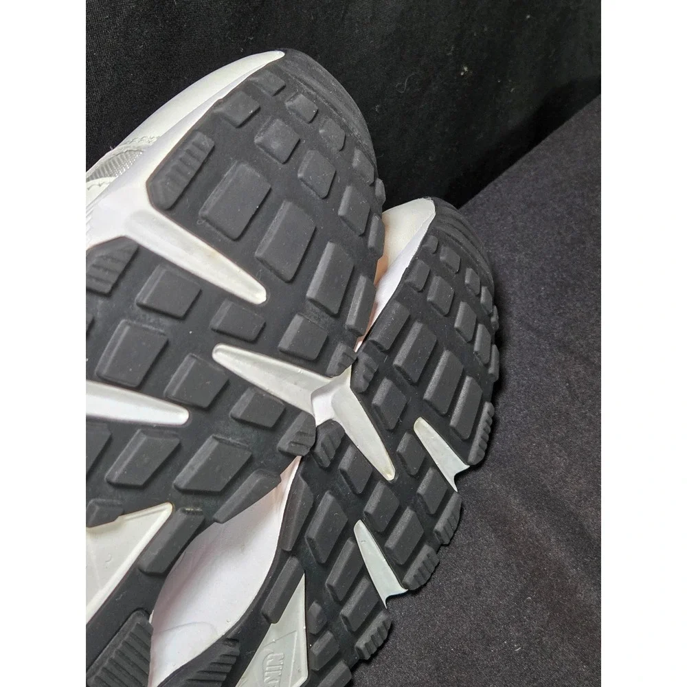 Nike Air Huarache International White Gold Black Men's Shoes‎ Size 7.5